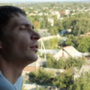 Артём