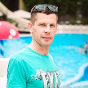 Олег Васильев