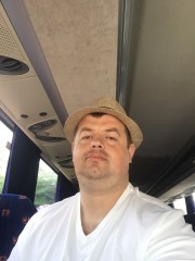 Владимир Новиков