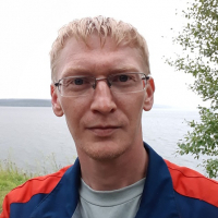 Денис Долженко