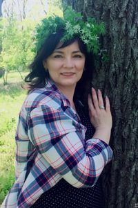 Елена Шутова
